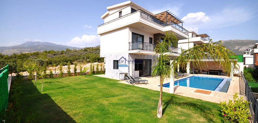 Villa AKIK4